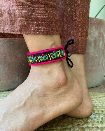 Thanganat Fabric Anklet | Bajubadh