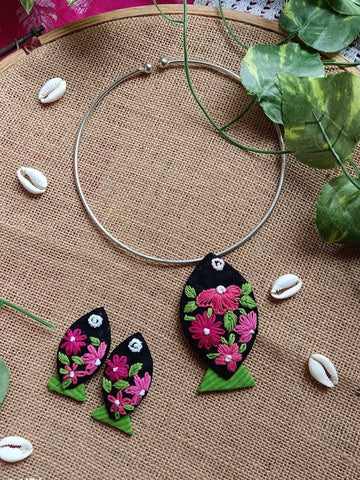 Matshya Fabric necklace + Earrings Set