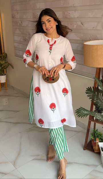 Snow Petal - Kurta Set