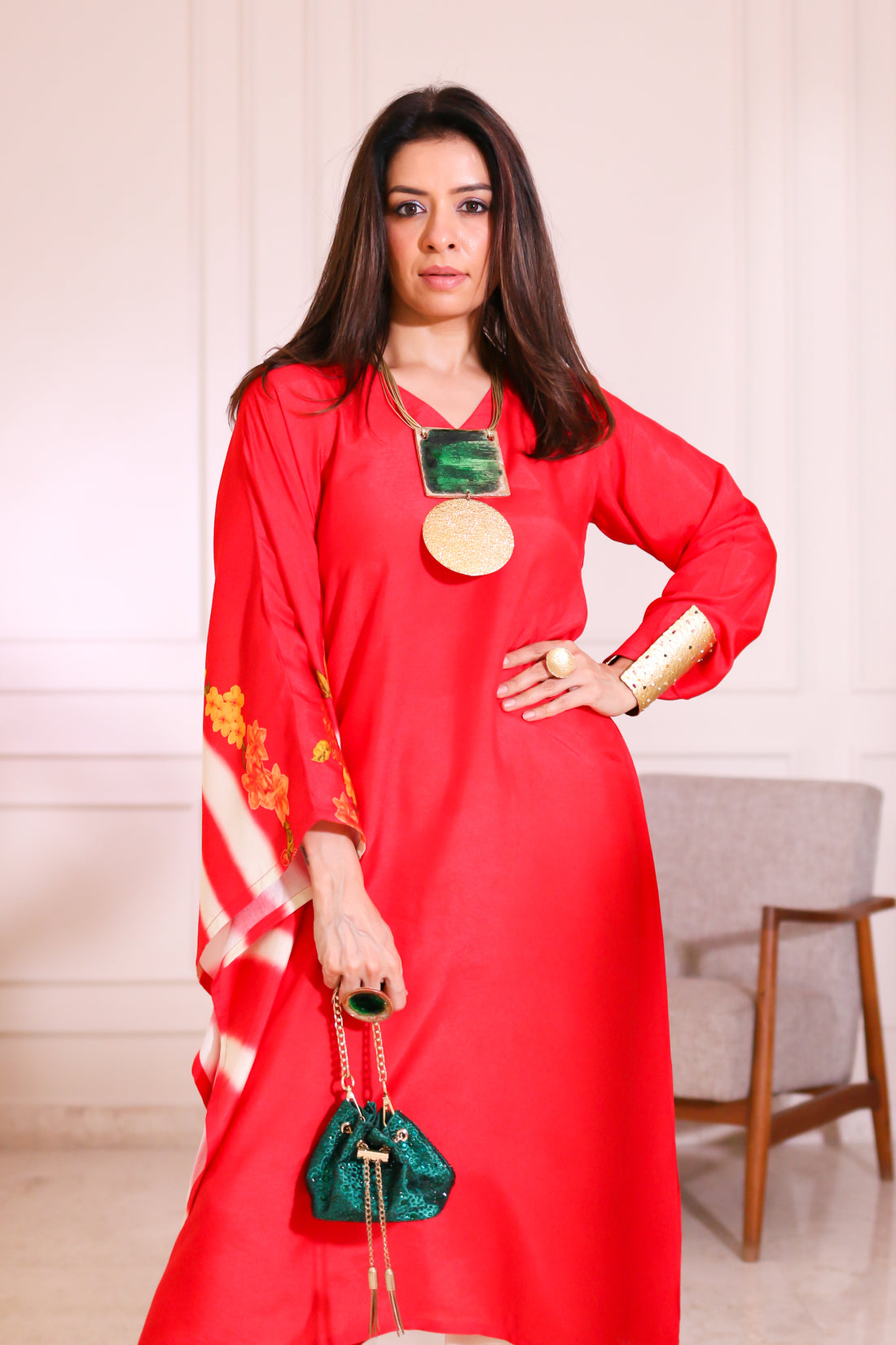 Flow & Glow kaftan