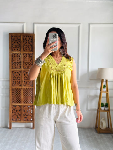 Lemonade Breeze Top