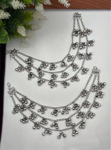 Mallika Earrings Chain