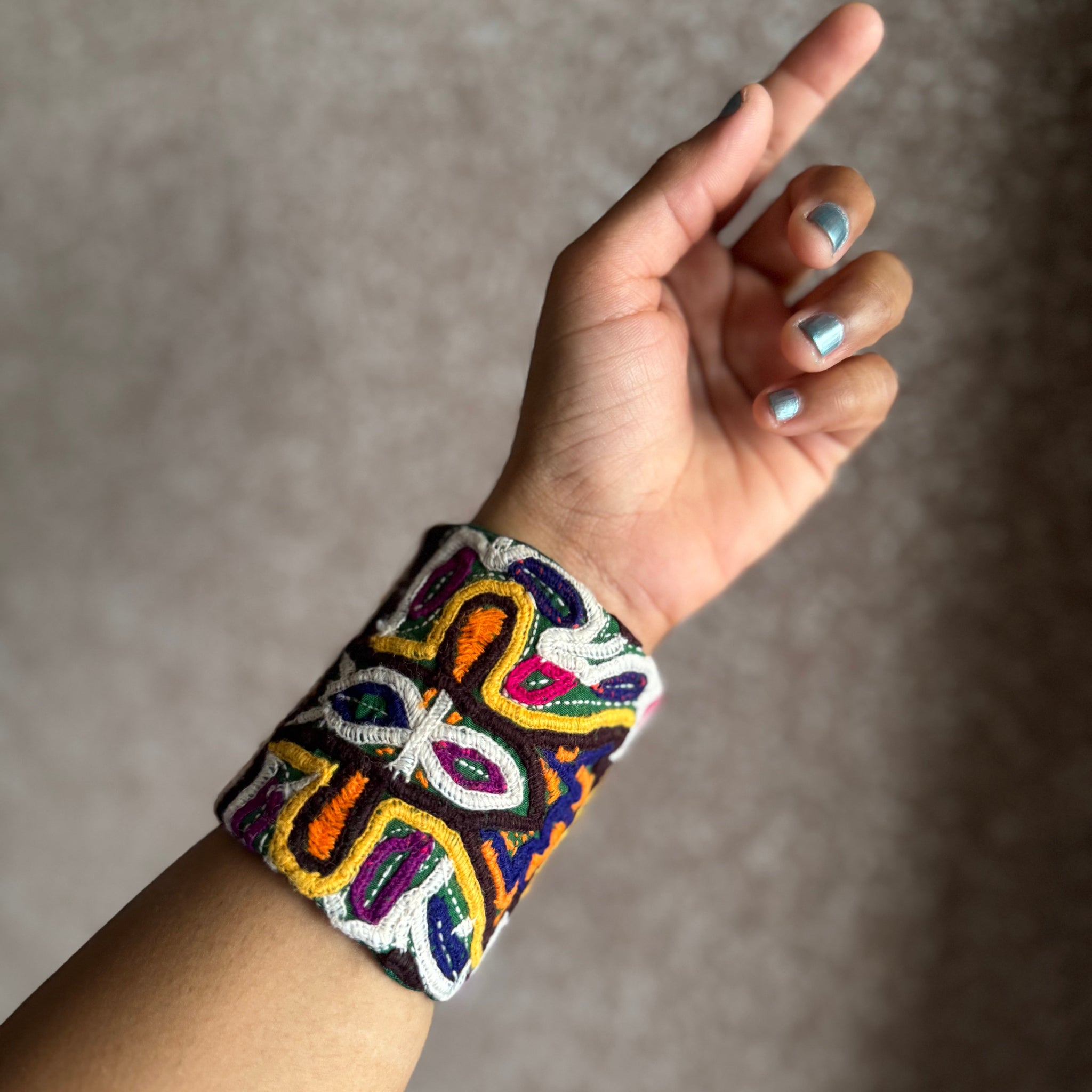 Martha Fabric Bracelet | Handcuff