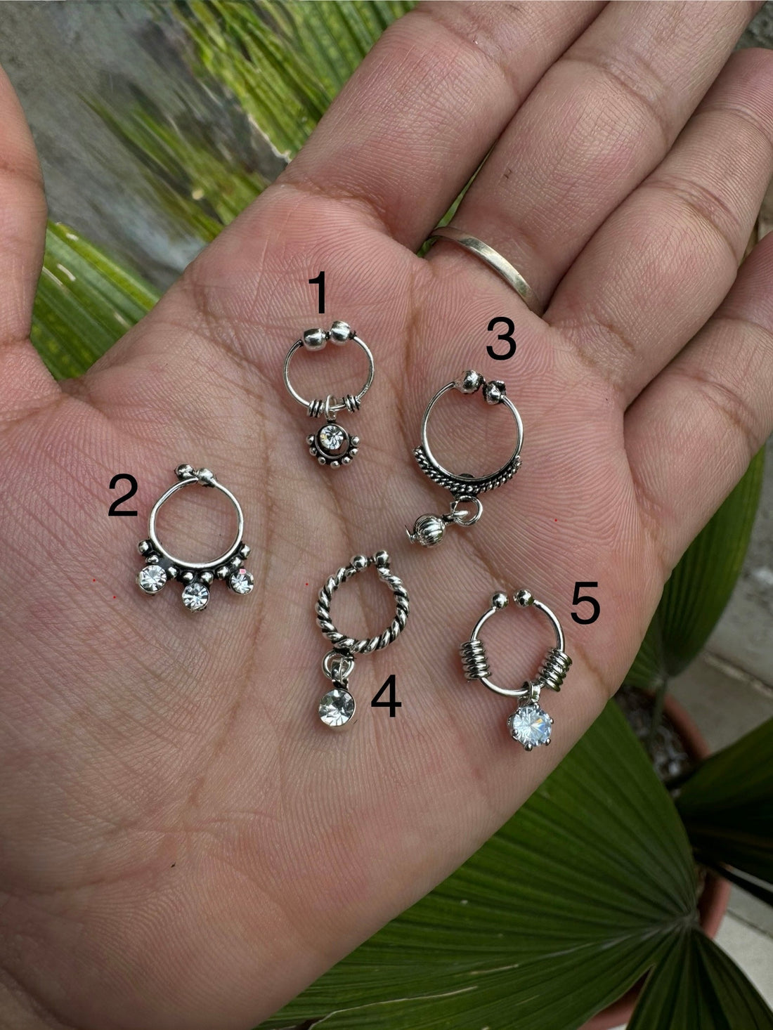 Heer press-on Nose Pin | Non - Piercing