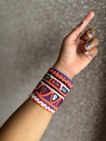 Estela Fabric Bracelet | Handcuff