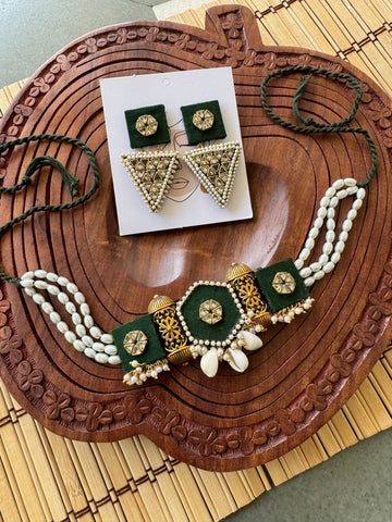 Haisha Necklace + Earrings Set