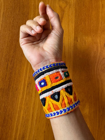 Carmen Fabric Bracelet | Handcuff