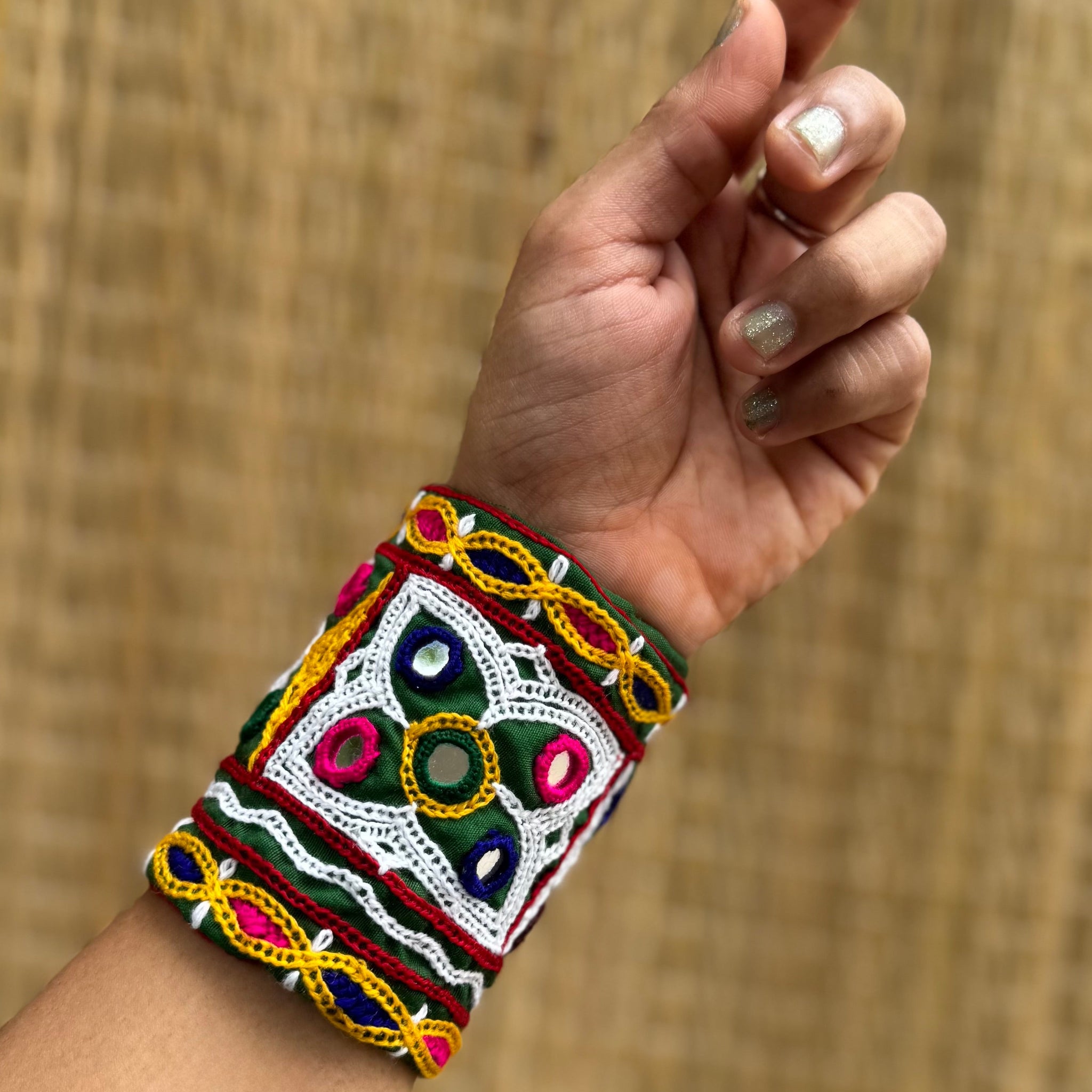 Anastasia Fabric Handcuff | Bracelet