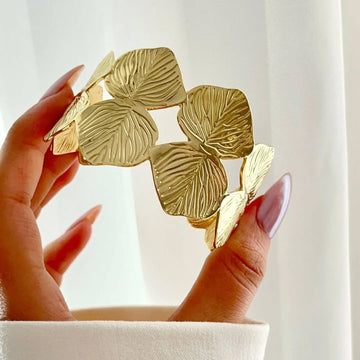 Regal Petal  Bracelet