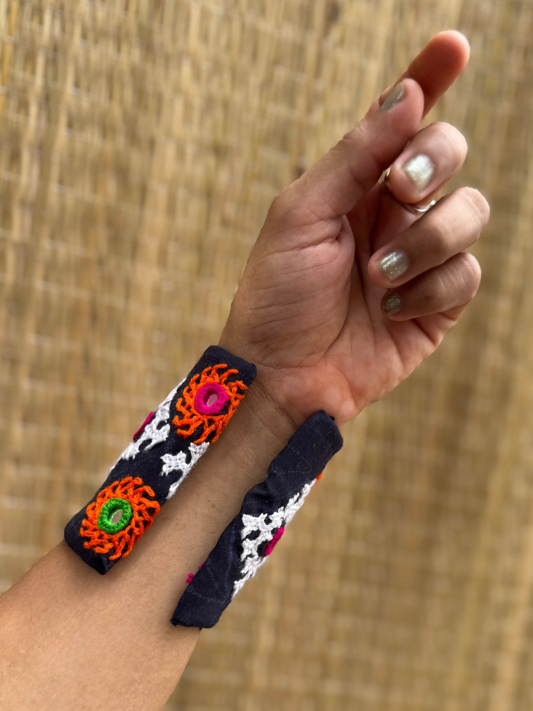 Viktoria Fabric Handcuff | Bracelet