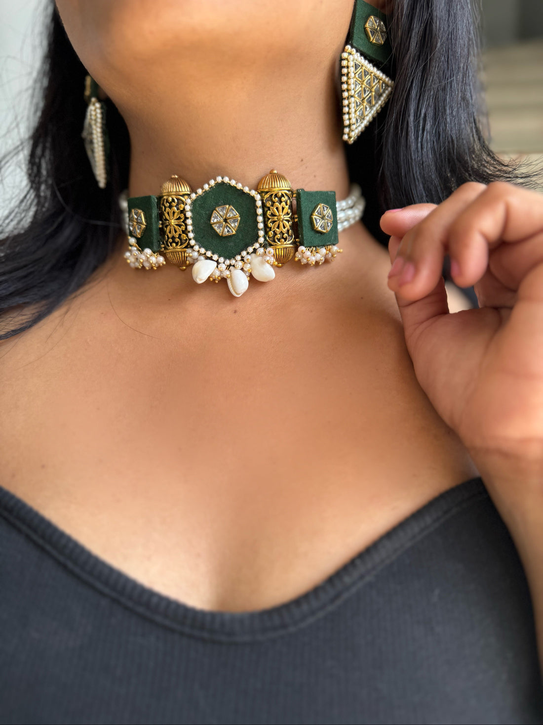 Haisha Necklace + Earrings Set