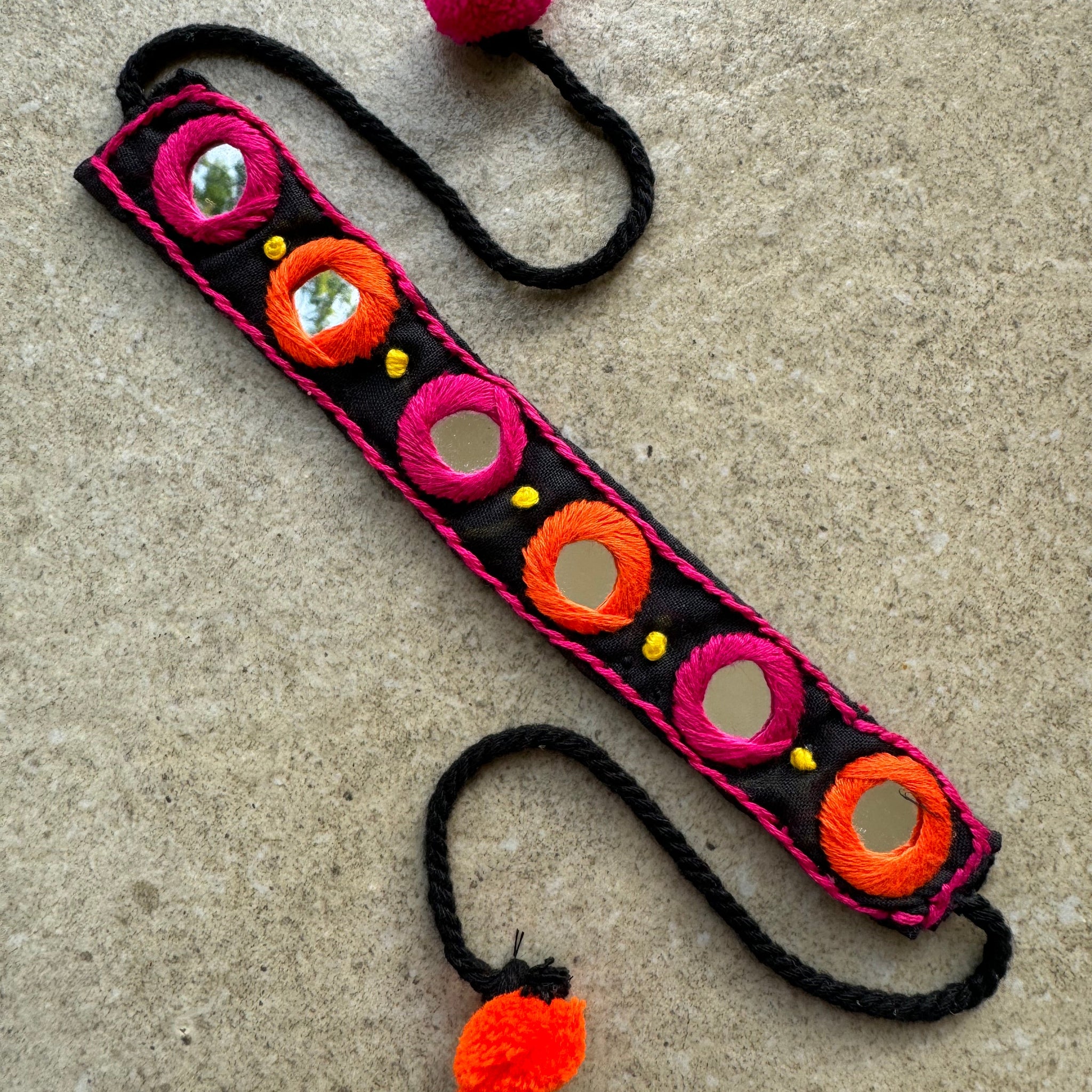 Xona Fabric Anklet | Bajubadh