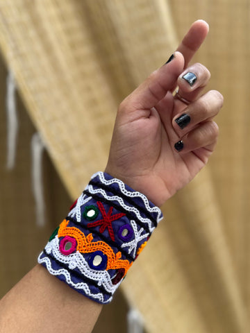 Vyara Fabric Handcuff | Bracelet