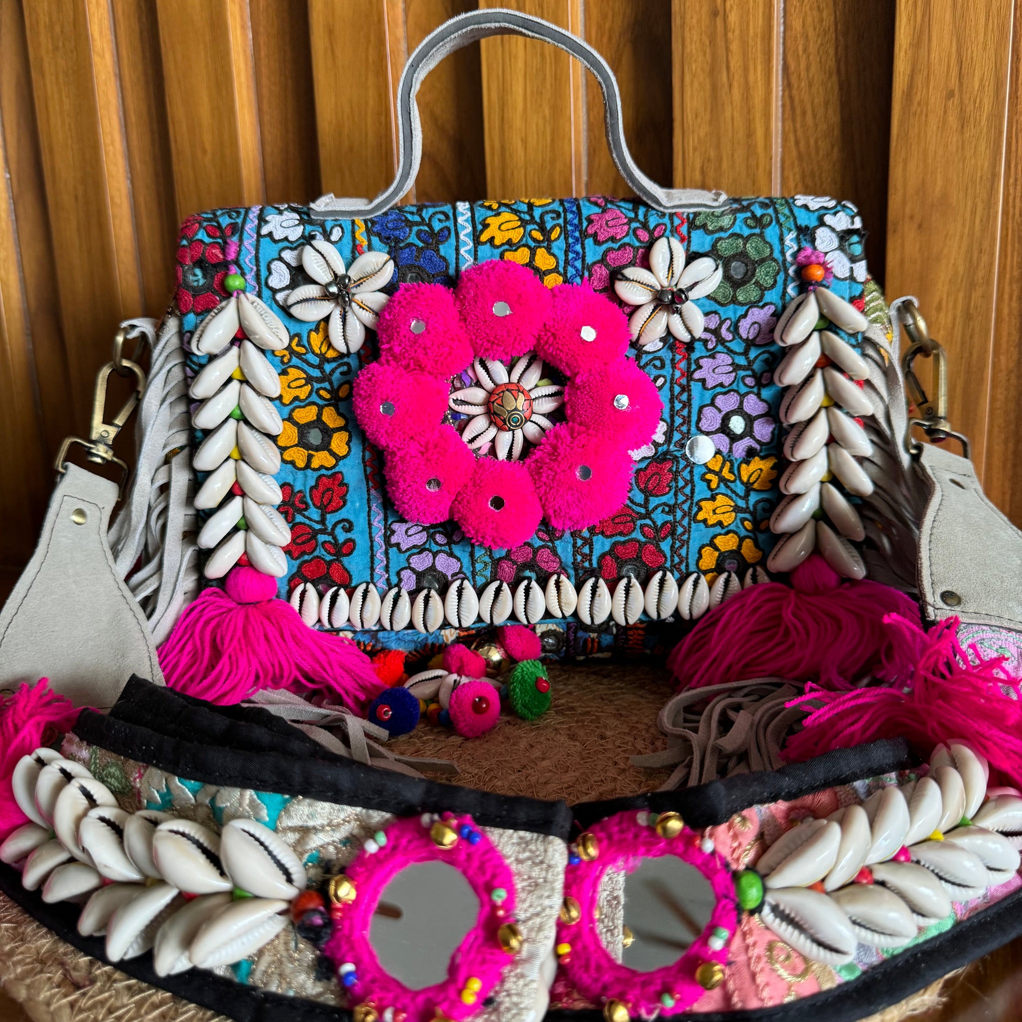 Hannah Banjara Sling Bag