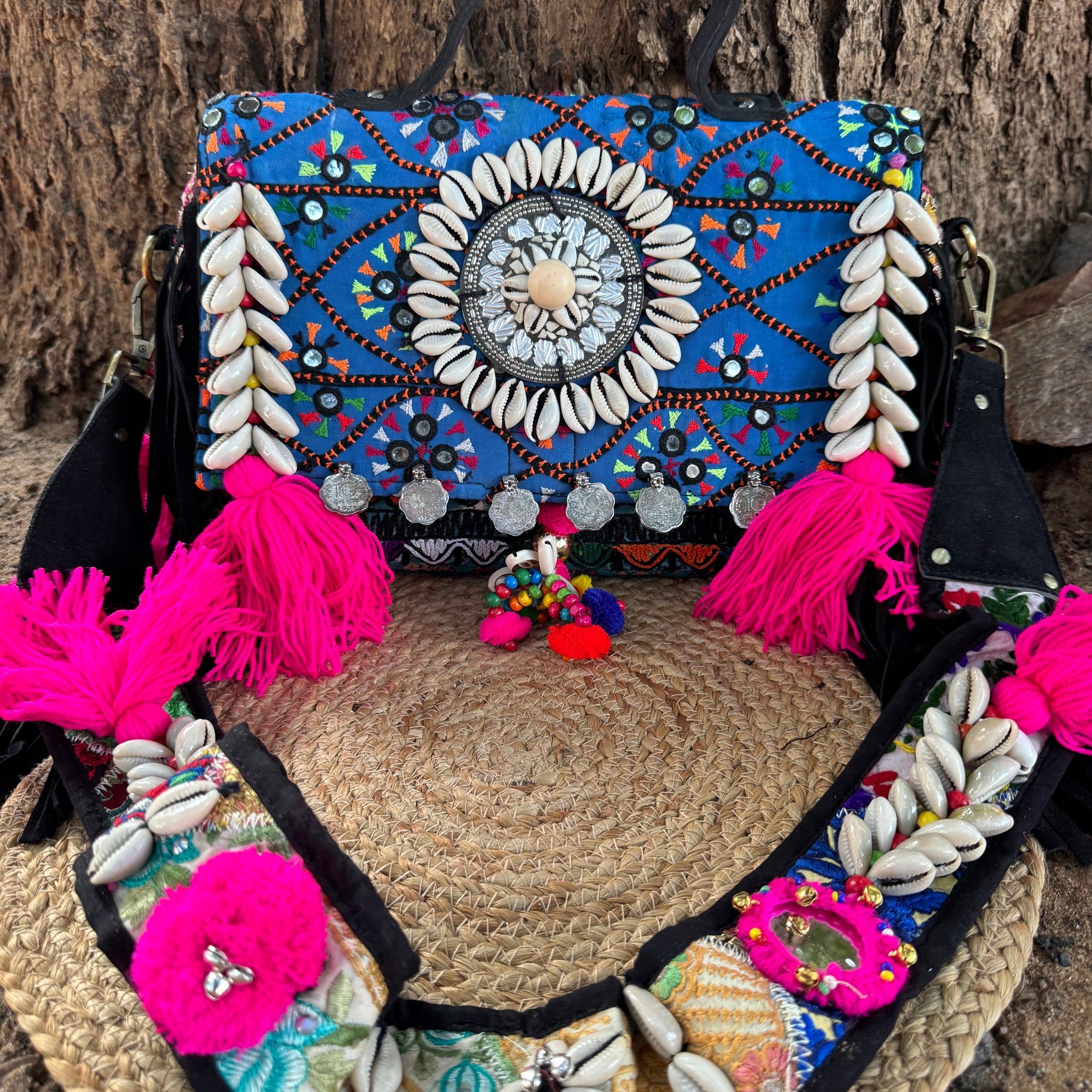 Hana Banjara Sling Bag