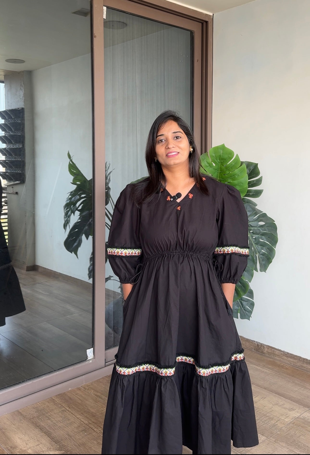 Black Bloom Elegance