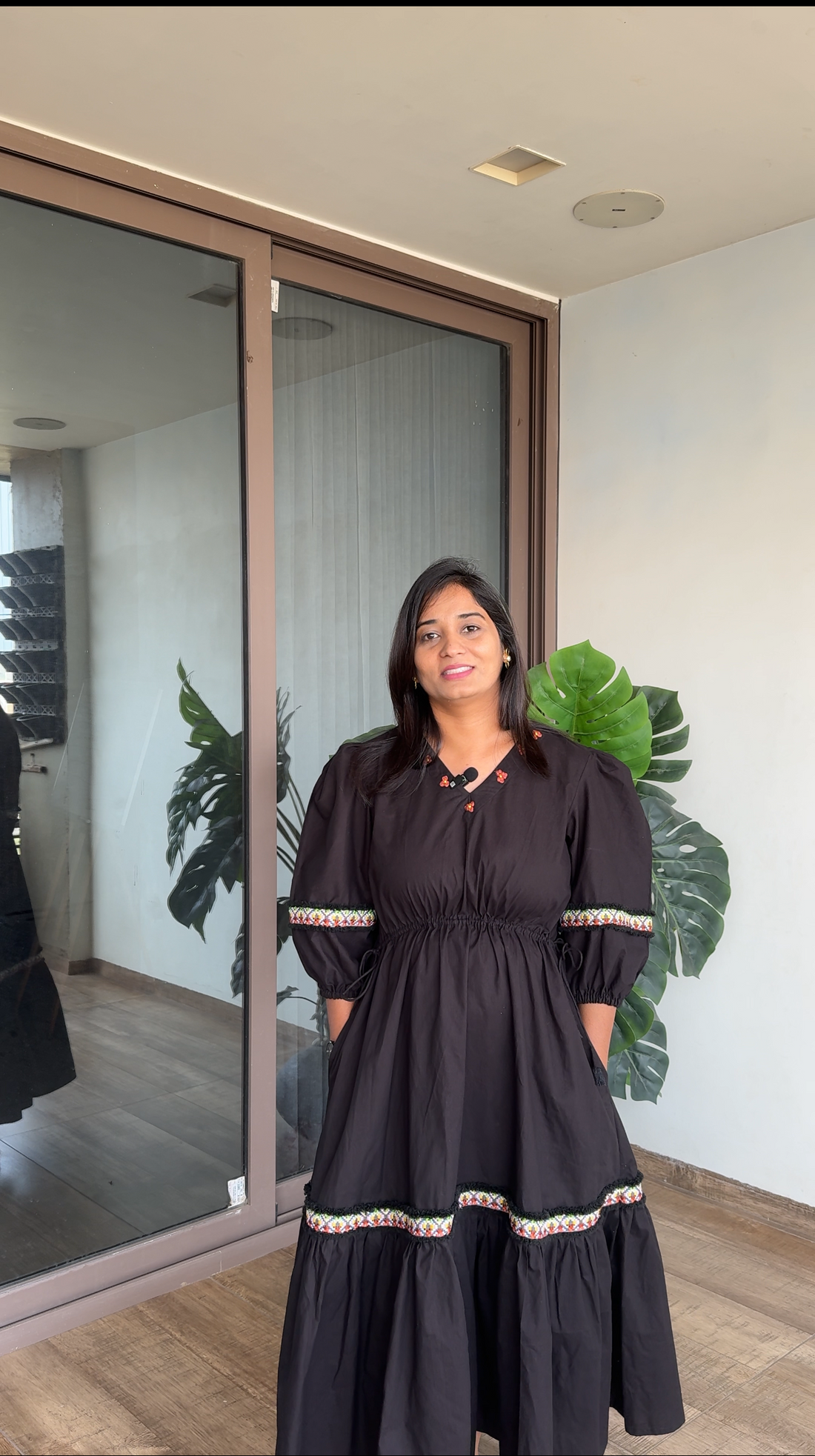 Black Bloom Elegance