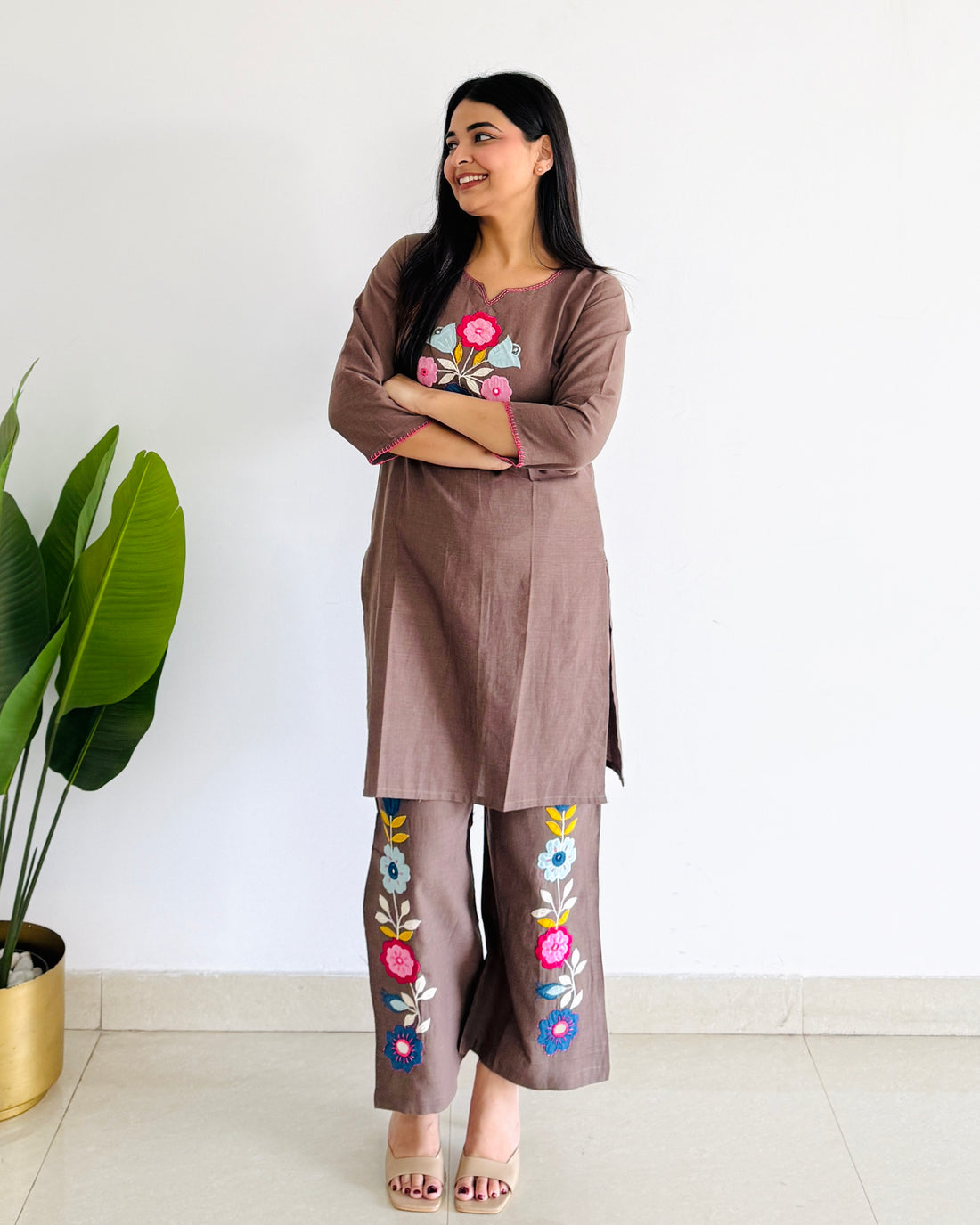 Brown Petal Charm Set