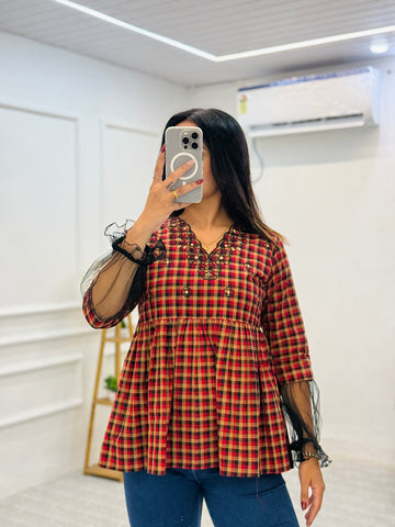 Floral checks Charm Top
