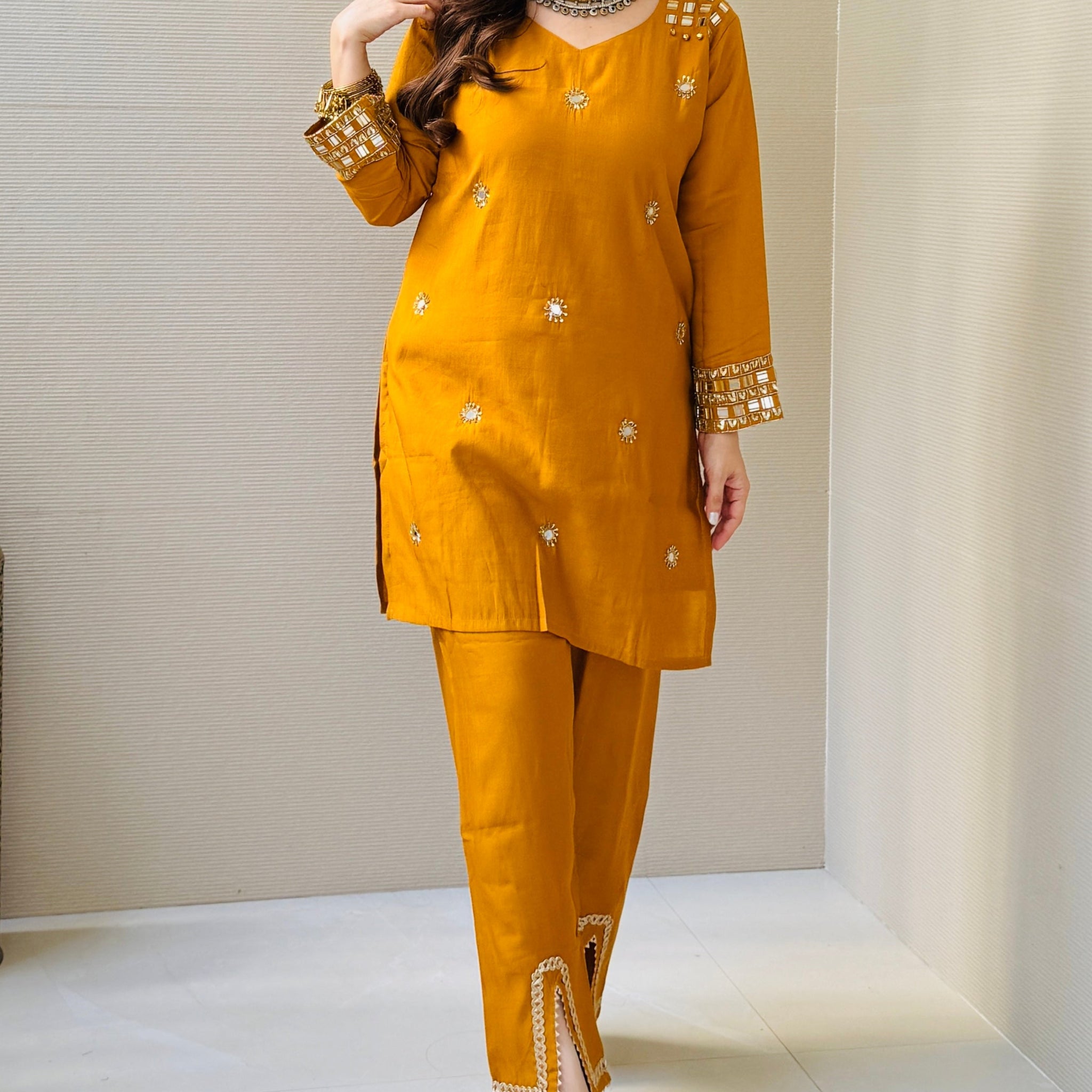 Mustard Glow Mirage