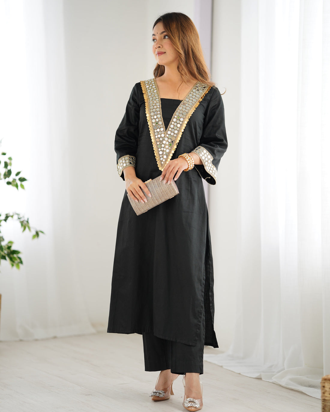 Monarch Noir Cord Set