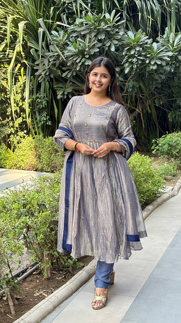 Grey shine crush tissue kurti pant set with dupatta - view 1