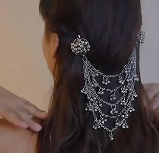 Meera Ghunghroo Hair clips