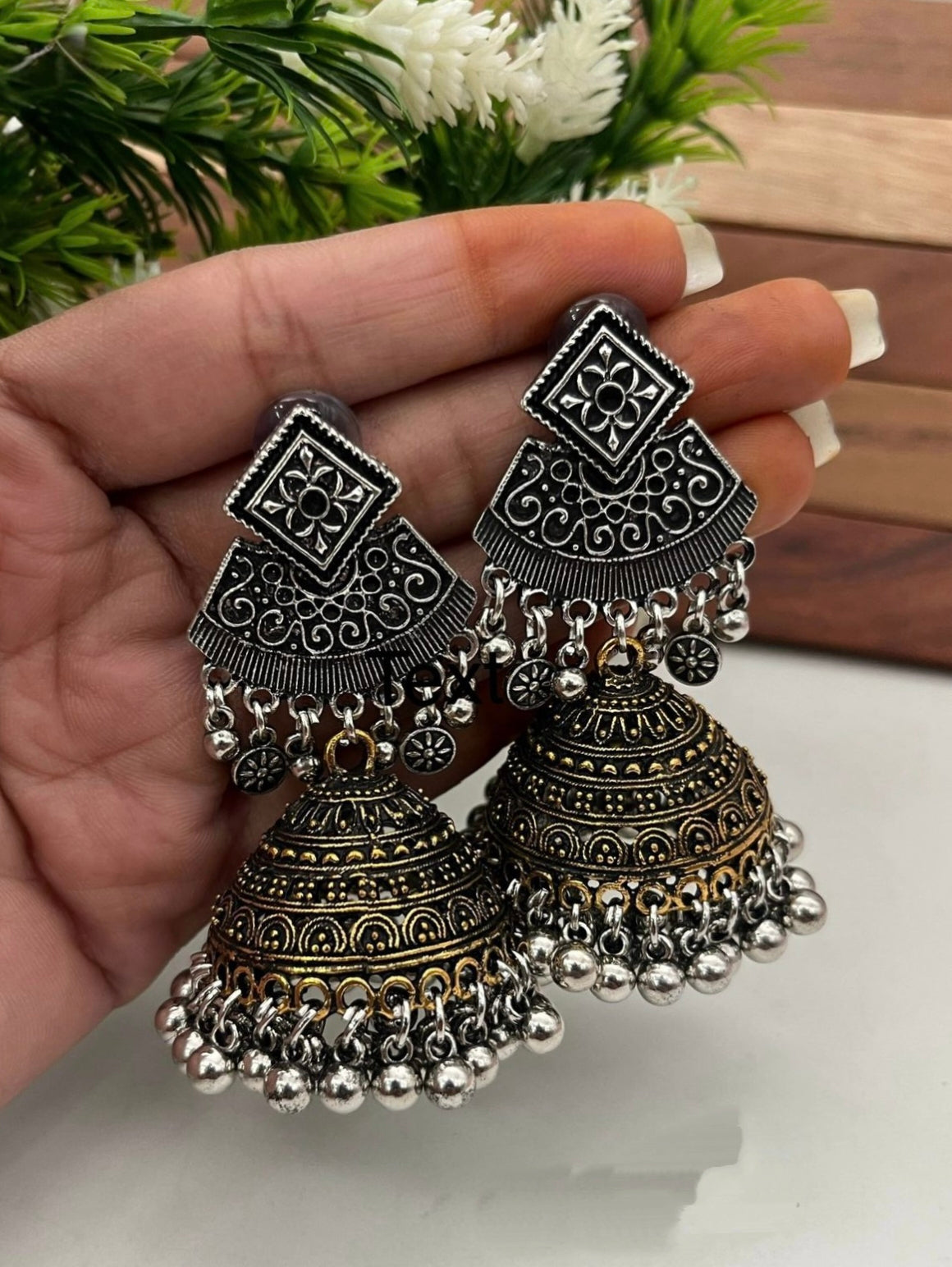 Rimsha Earrings | Light Weight Jhumke