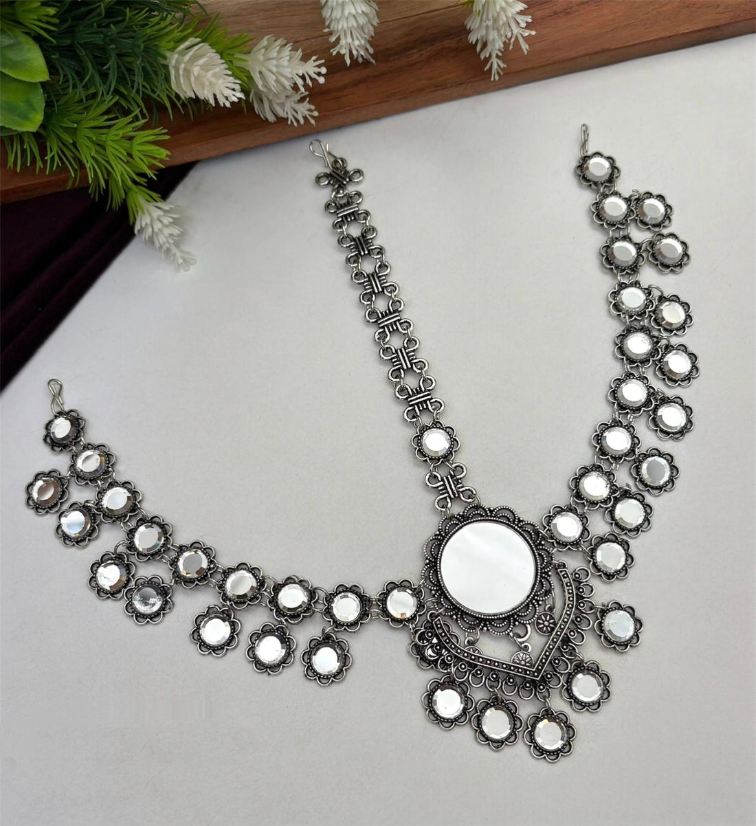 Shailaputri Damini | Maang Tikka